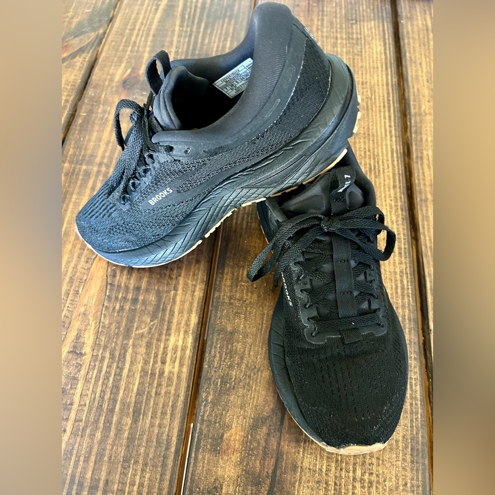 Women’s Brooks Running Shoes